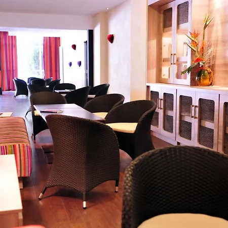 Village Club Mileade Otel Carqueiranne