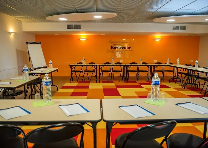 Village Club Mileade Hotell 3*